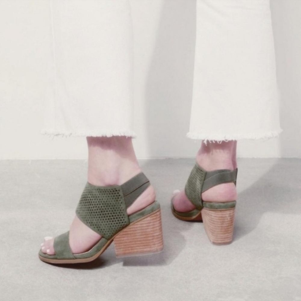 Dr. Scholls Green Jasmin Block Heel Sandals Size 8M